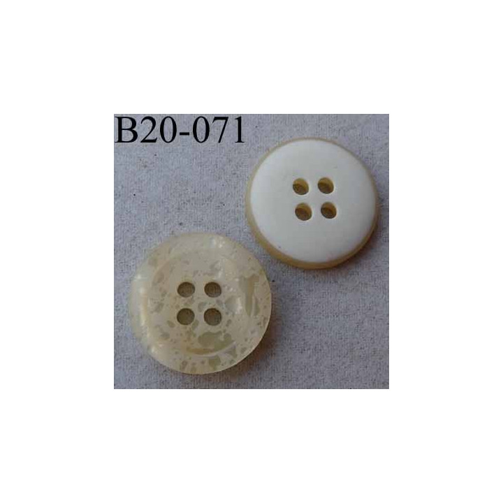 bouton fantaisie 20 mm couleur écru brillant effet mouillé dos blanc  4 trous diamètre 20 mm