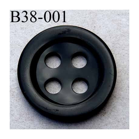 bouton 38 mm couleur noir brillant 4 gros trous (diamètre 6 millimètres) épaisseur 5 mm