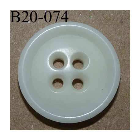 bouton 20 mm couleur blanc cassé 4 trous diamètre 20 mm 