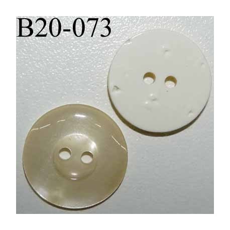 bouton 20 mm couleur ivoire nacré dos blanc large bordure (7 mm) 2 trous diamètre 20 mm 