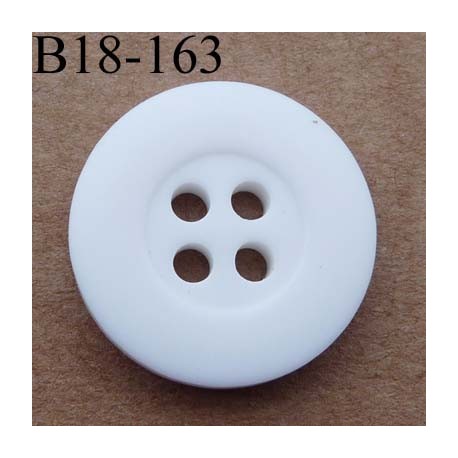 bouton 18 couleur  blanc 4  trous large bordure (4 mm) diamètre 18 millimètres