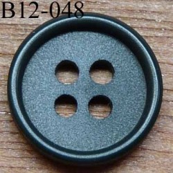 bouton 12 mm couleur kaki 4 trous diamètre 12 mm