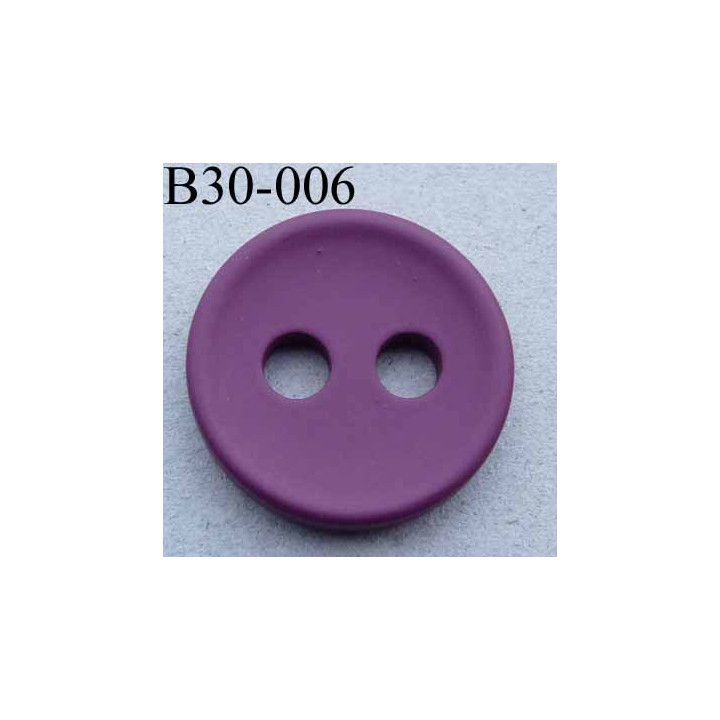 bouton 30 mm  couleur prune mat 2 gros trous (diamètre 5 mm) épaisseur 4 mm