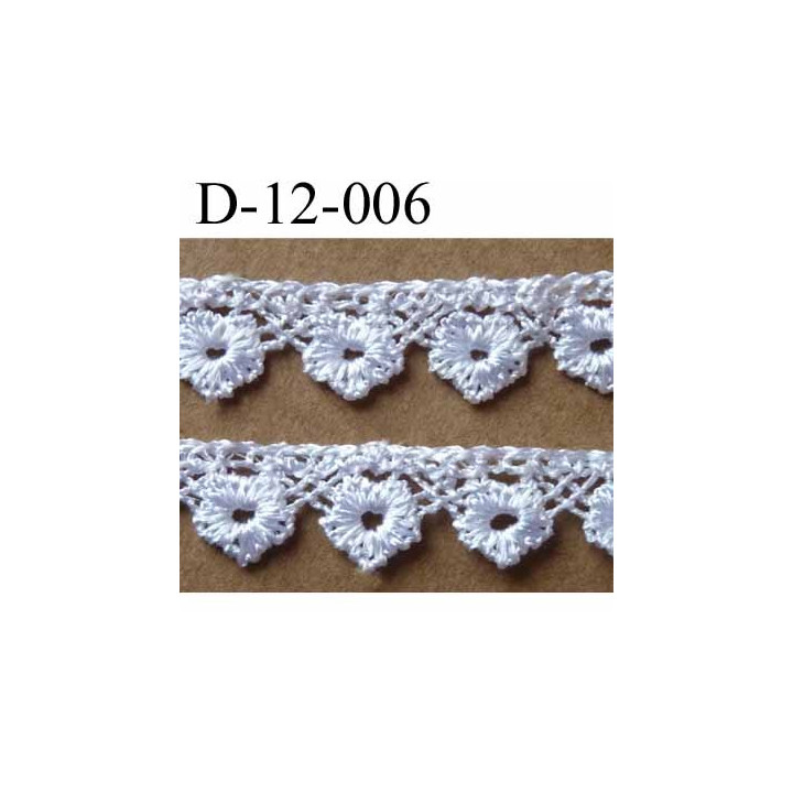 dentelle crochet synthétique largeur 12 mm couleur blanc provient d'une ancienne mercerie parisienne prix au mètre