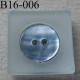  bouton carré diamètre 16 mm en nacre et résine couleur bleu clair 2 trous diamètre 16 mm