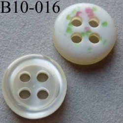 bouton diamètre 10 mm  couleur nacre dos blanc moucheté vert et rose superbe  4 trous diamètre 10 mm