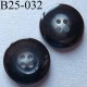 bouton diamètre 25 mm couleur bordure noir et centre gris 4 trous diamètre 25 mm