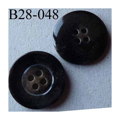 bouton diamètre 28 mm couleur marron foncé légèrement dégradé 4 trous diamètre 28 mm