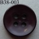 bouton 38 mm couleur prune foncé 4 gros trous (diamètre 6 millimètres) épaisseur 5 mm