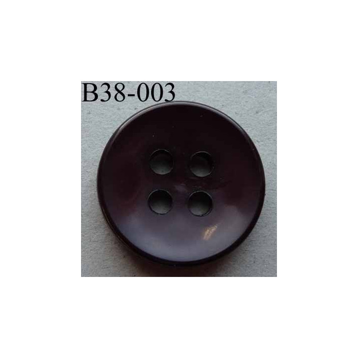 bouton 38 mm  couleur prune foncé  4 gros trous (diamètre 6 millimètres) épaisseur 5 mm