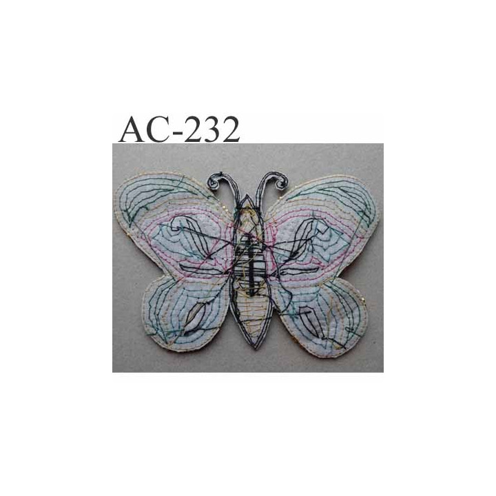 ornement applique écusson empiècement PAPILLON avec perles multicolores  à coudre 