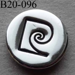 bouton 20 mm métal PIERRE CARDIN couleur chrome accroche avec un anneau au dos 20 millimètres