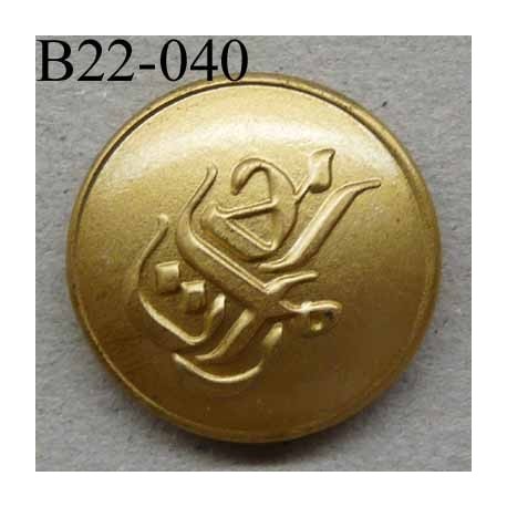 bouton 22 mm haut de gamme métal couleur doré avec motif décoratif en relief accroche avec un anneau au dos 22 millimètres