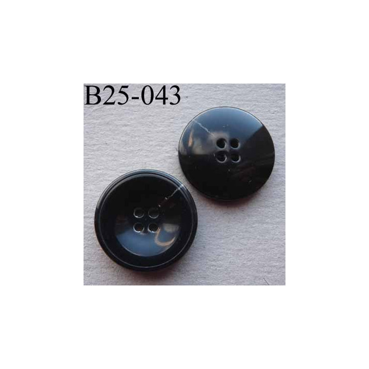 bouton 25 mm haut de gamme couleur noir avec une strie plus claire 4 trous diamètre 25 millimètres