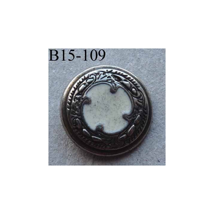 bouton métal 15 mm haut de gamme style ancien couleur argenté patiné et blanc cassé accroche un anneau
