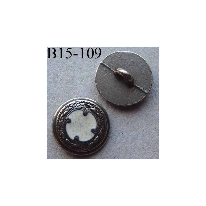 bouton métal 15 mm haut de gamme style ancien couleur argenté patiné et blanc cassé accroche un anneau