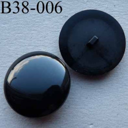 bouton 38 mm provient d'une collection  haut de gamme couleur noir accroche avec un anneau