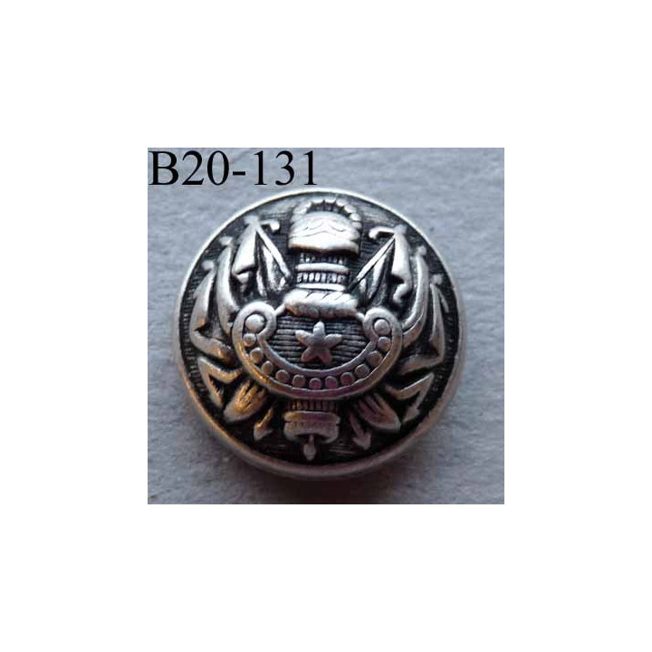 bouton métal 20mm provient d'une collection haut de gamme couleur noir et gris décoration armoiries accroche avec un anneau