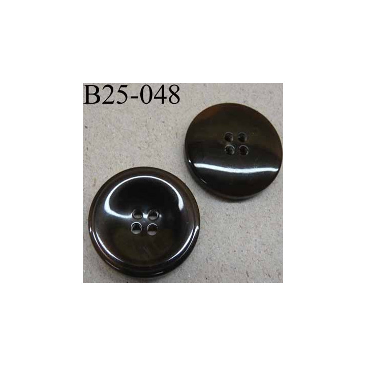 bouton 25 mm haut de gamme couleur marron centre opaque une partie de la bordure translucide 4 trous