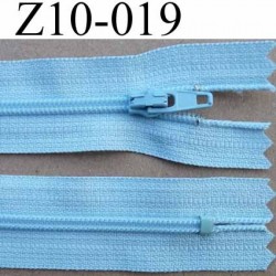 fermeture zip longueur 10 cm couleur bleu ciel non séparable largeur 2.5 cm glissière nylon largeur du zip 4 mm