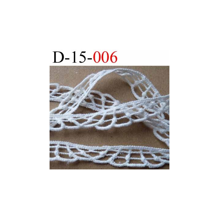 dentelle crochet coton couleur blanc  largeur 15  mm vendu au mètre
