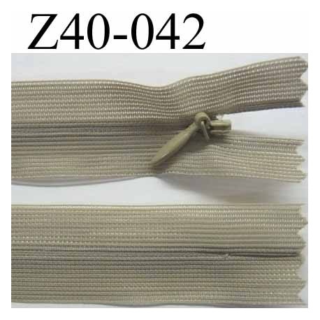 fermeture zip invisible longueur 40 cm couleur vert kaki clair non séparable largeur 2.5 cm glissière nylon largeur 4 mm