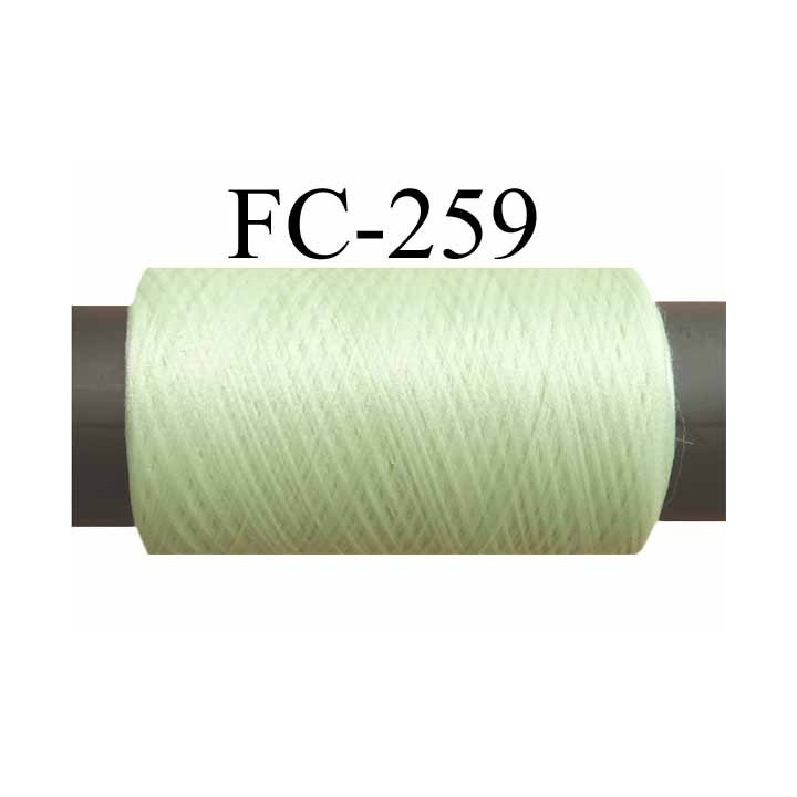 Bobine de fil mousse polyester fil n° 165 couleur vert  longueur 500 mètres bobiné en France