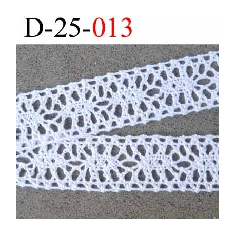 dentelle crochet ancienne 100% coton largeur 25 mm couleur blanc provient d'une vieille mercerie parisienne prix au mètre