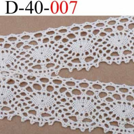 Dentelle  en coton largeur 45 mm couleur écru provient d'une ancienne mercerie parisienne prix au mètre