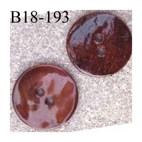 bouton 18 mm en nacre naturel couleur bronse cuivre très  brillant  2 trous diamètre 18 mm