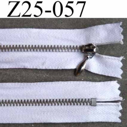 fermeture zip à glissière  longueur 25 cm couleur blanc en coton non séparable largeur 3 cm glissière métal alu largeur 5 mm