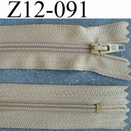 fermeture zip à glissière longueur 12 cm couleur  beige kaki non séparable largeur 2.6 cm glissière nylon largeur du zip 4 mm