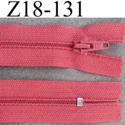 fermeture zip de marque à glissière longueur 18 cm couleur rose non séparable largeur 2.5 cm glissière nylon largeur  zip 4.2 mm