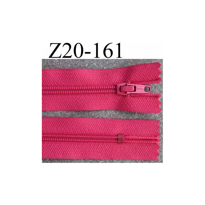 fermeture zip de marque à glissière longueur 20 cm couleur rose non séparable largeur 2.5 cm glissière nylon largeur  zip 4.2mm 