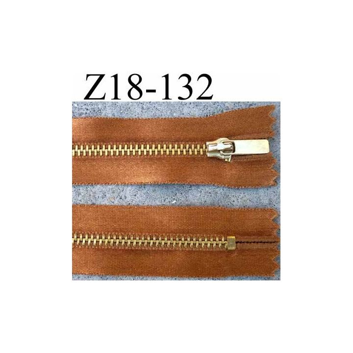 fermeture zip à glissière longueur 18 cm couleur bronze satin  non séparable largeur 2.8 cm glissière métal largeur zip 4.5 mm
