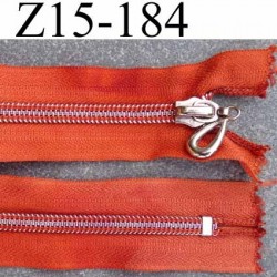 ( 2ém choix déstockage ) fermeture zip longueur 15 cm couleur orange non séparable largeur 3.3 cm largeur du zip 6 mm