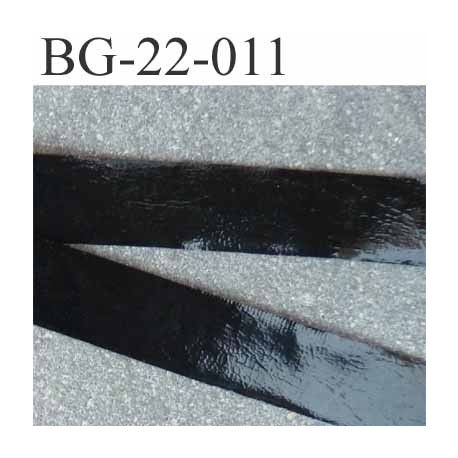 biais galon ruban couleur noir brillant façon cuir ou latex ou simili souple très joli largeur 22 mm prix au mètre