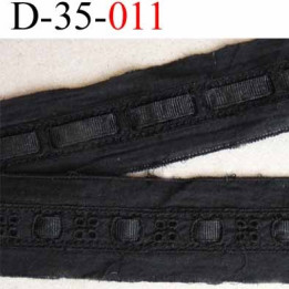 dentelle anglaise galon broderie  coton avec ruban gros grain à l'intérieur couleur noir  largeur 35 mm prix au mètre
