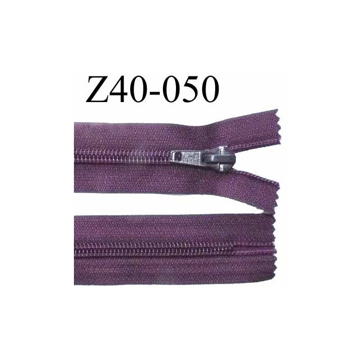 fermeture zip à glissière  longueur 40 cm couleur prune bordeaux non séparable zip nylon largeur 3,2 cm largeur du zip 6.5 mm